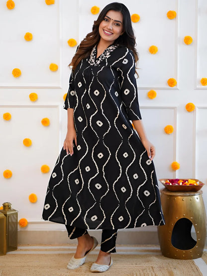 BYMNVYR Black Handwork Kurta Set for Women – Rayon Printed Kurta with Pants, Three-Quarter Sleeves