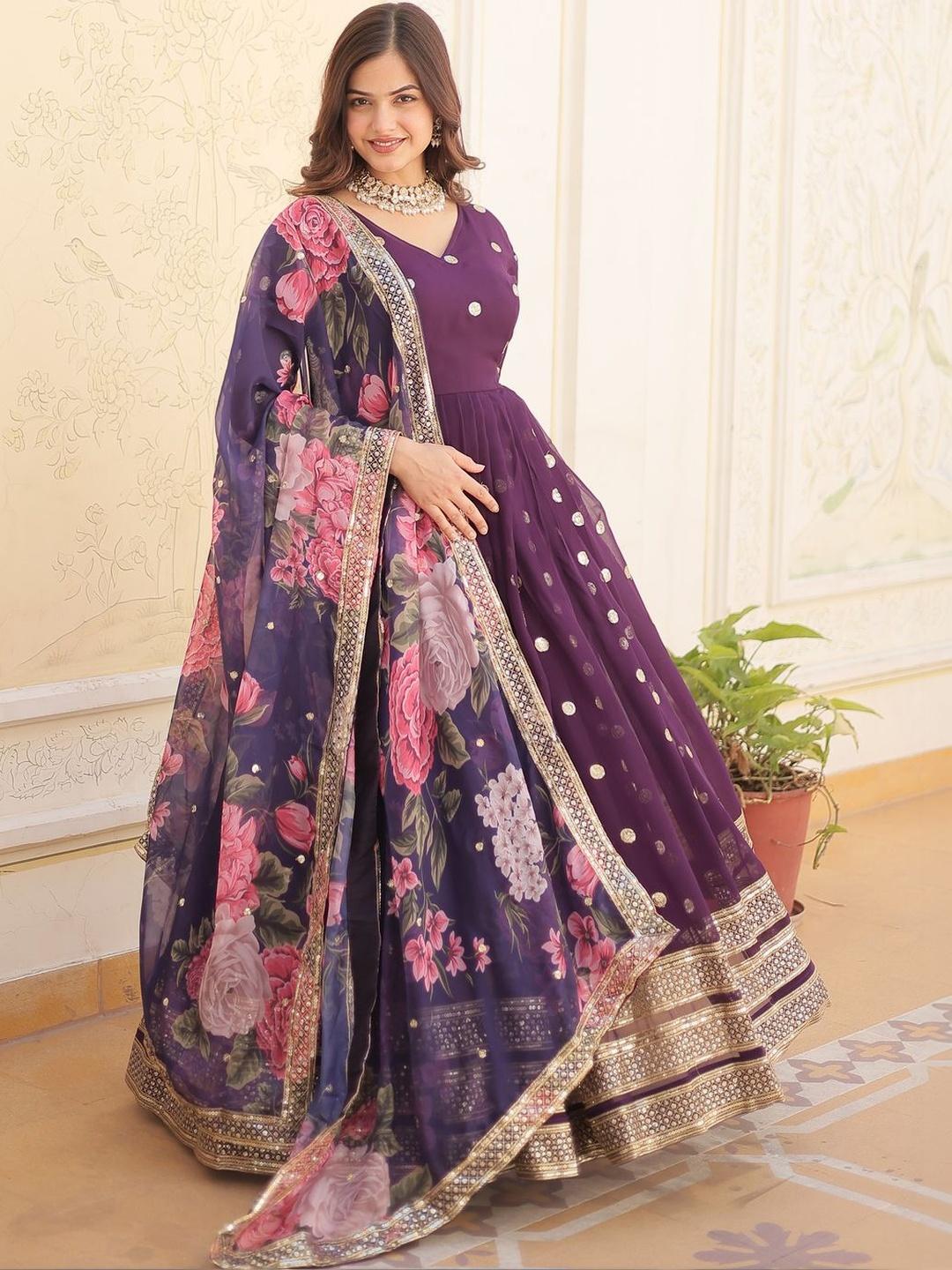 Women Floral Printed Regular Kurta with Pyjamas & With Dupatta
