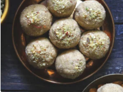Atta Dry Fruits Laddoo