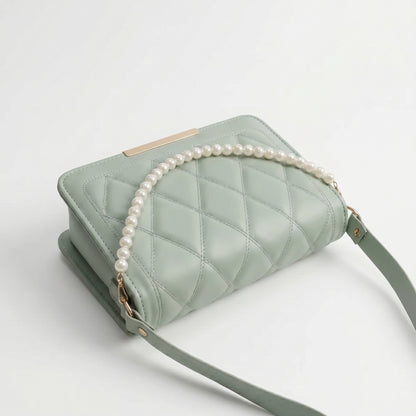 Elegant Pearl Chain Crossbody Handbag