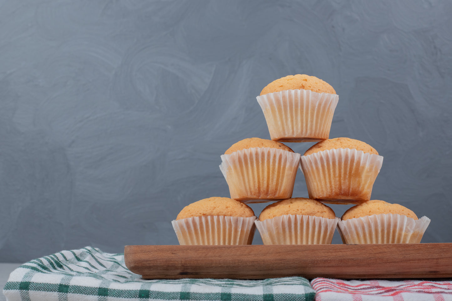 Nanki Fresh Vanilla Muffin — Soft, Fluffy & Oven-Baked Goodness