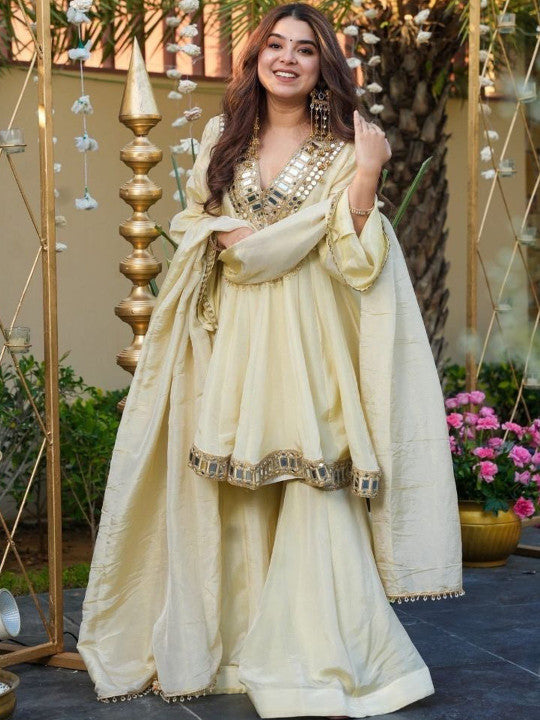 Women Chiffon Embroidered Kurta Set – Three-Quarter Sleeve Ethnic Wear