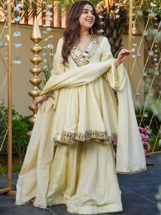 Women Chiffon Embroidered Kurta Set – Three-Quarter Sleeve Ethnic Wear