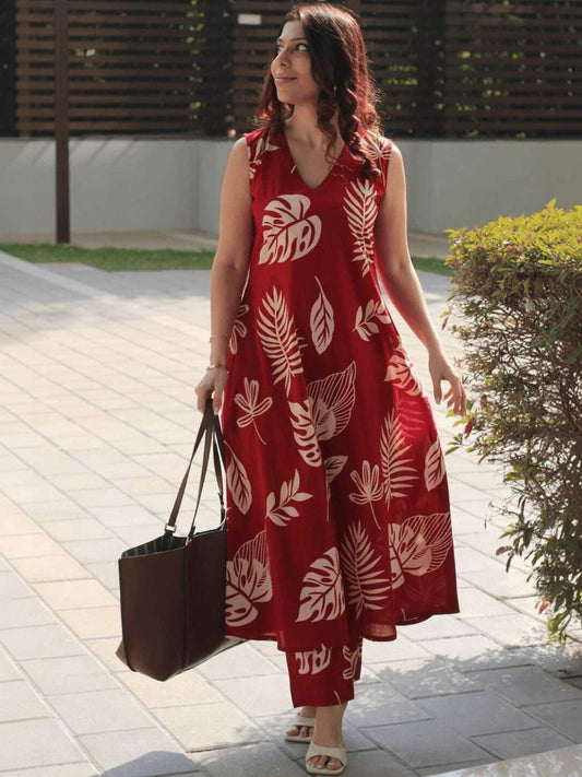 Women Printed Sleevlees Kurta Plazzos Set
